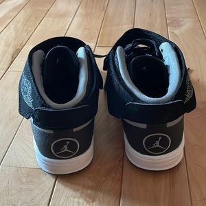 Nike air Jordan size 7 adult